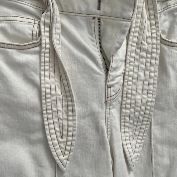 Joie belt tie denim pants in ivory - Picture 3 of 4